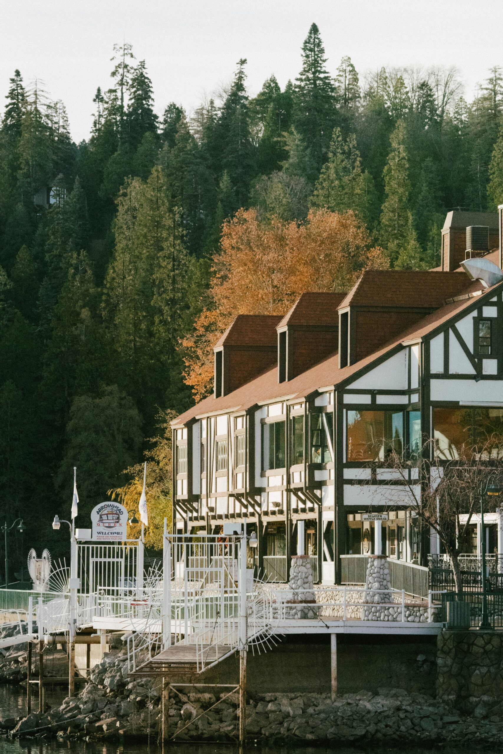 Lake Arrowhead Village - Businesses in Lake Arrowhead